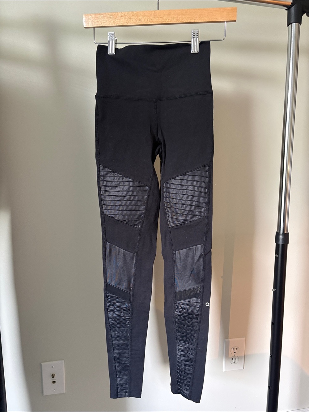 Alo Moto Leggings